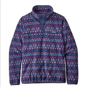 NWT Patagonia Woman’s Fleece MicroD Snap-T LARGE